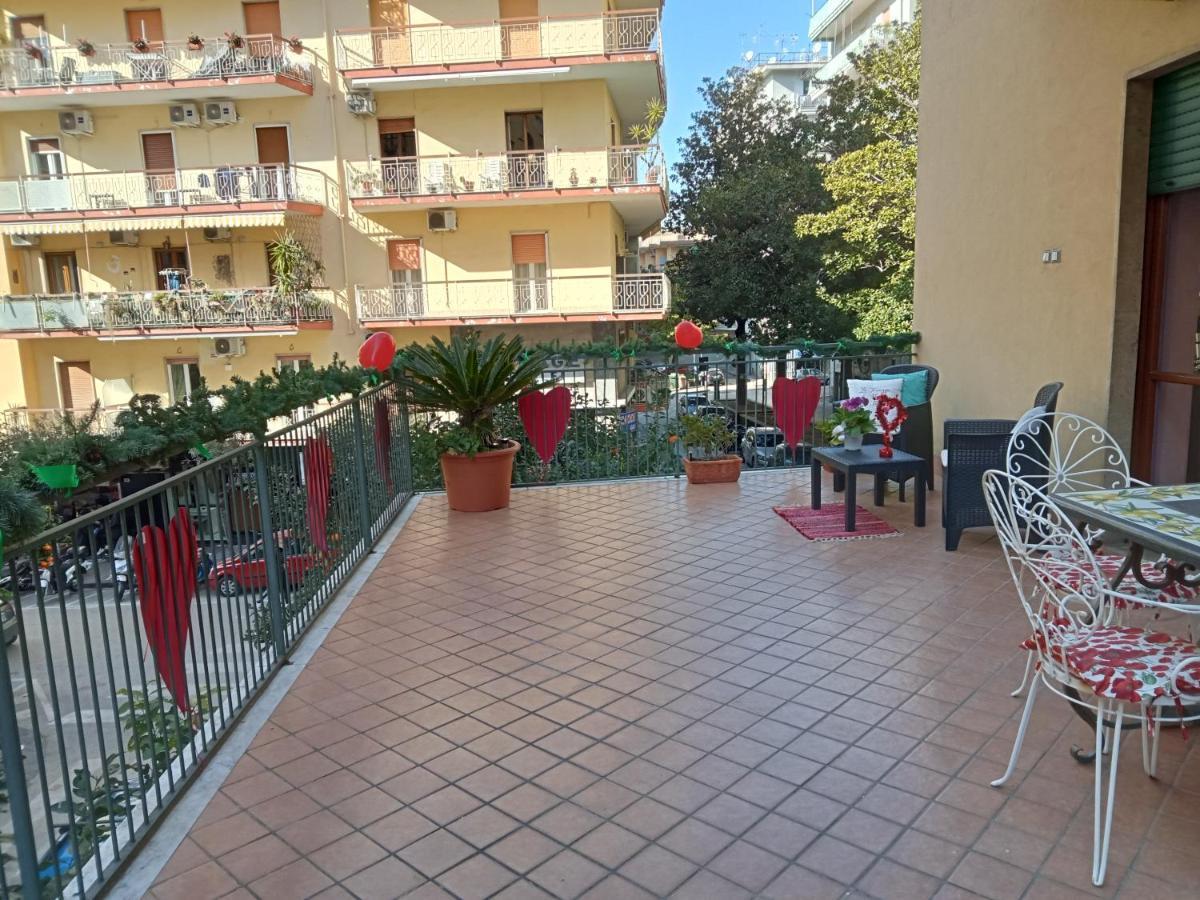 Bed and Breakfast La Terrazza Di Monica & Teresa Portici Zewnętrze zdjęcie