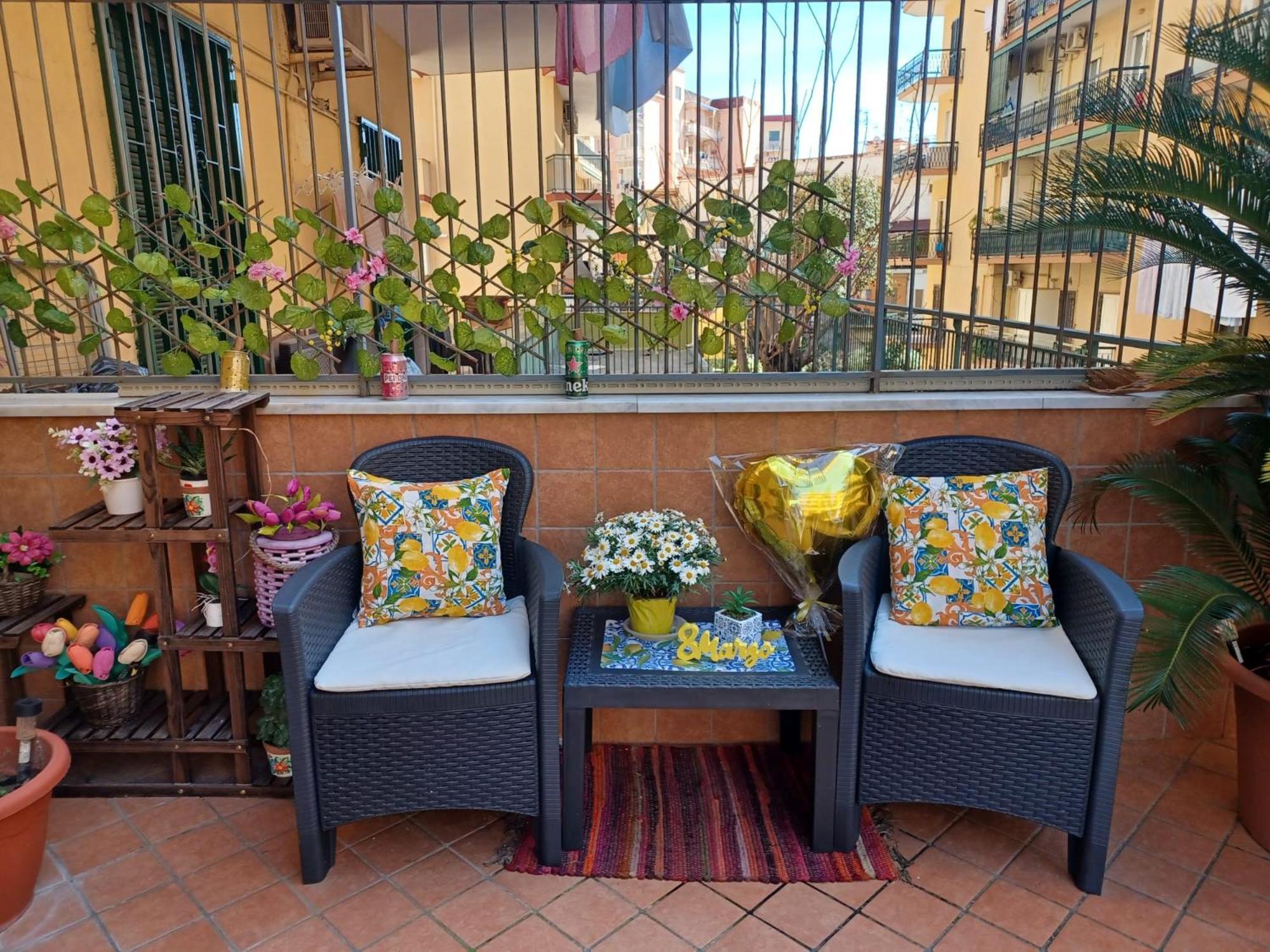 Bed and Breakfast La Terrazza Di Monica & Teresa Portici Zewnętrze zdjęcie